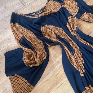 MANAOLA DRESS